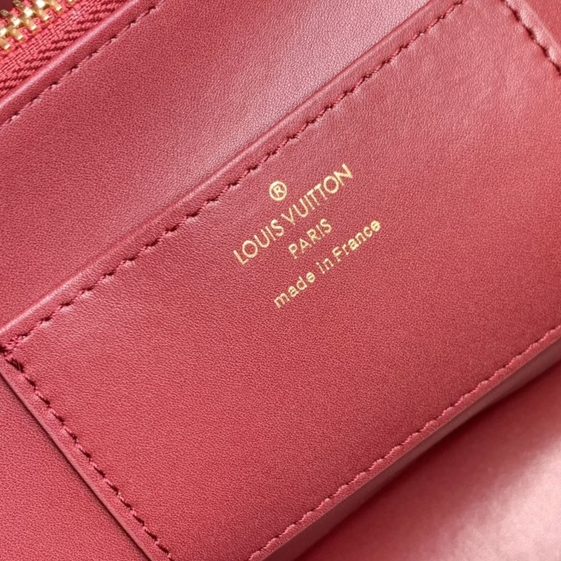 LV Capucines Bags